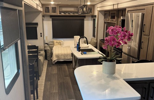 Columbus House | Charming RV with AC in Columbus for a cozy getaway