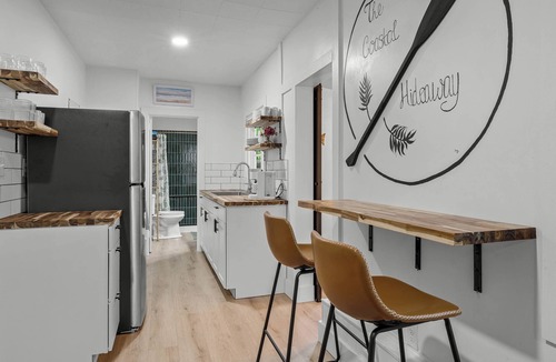 Kingston Apartment | Charming studio in welcoming Daytona Beach with WiFi, AC