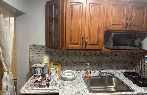 Irvington Apartment | "Charming Suite with 2 Queen Beds – Ideal for Families!"