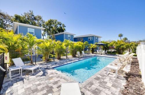 Downtown Dunedin House | Charming Tiny Home w/Pool in Downtown Dunedin