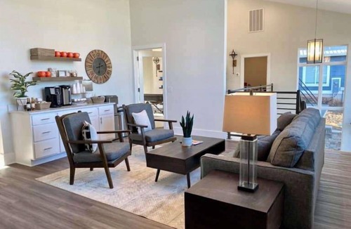 Clemson House | Charming Townhome with Fitness Studio + Grill