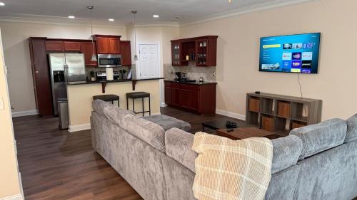 Snellville Villa | Charming townhouse ideally situated in Grayson