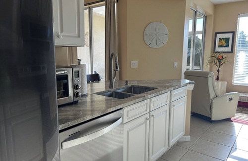 Naples Villa | Charming Villa in the Center of Naples Seasonal Rental