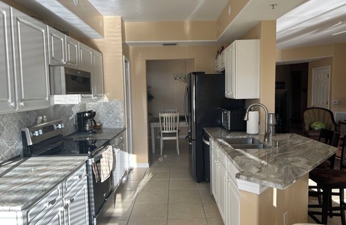 Naples Villa | Charming Villa in the Center of Naples Seasonal Rental