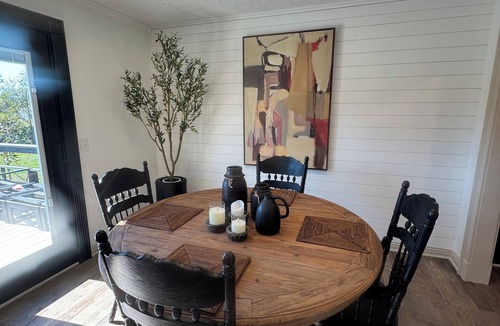 Franklin Villa | Charming Villa mins to Leipers Fork, Historic Franklin, Southall Farm & Inn.
