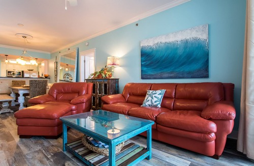 Fort Walton Beach Condo | 🦩Charming Walk-Out Level W/Upper Pools~No Elevator Needed! Waterscape A233🦩