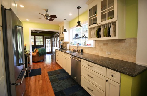 Safety Harbor House | Charming walkable downtown bungalow, 'The Blue Heron'