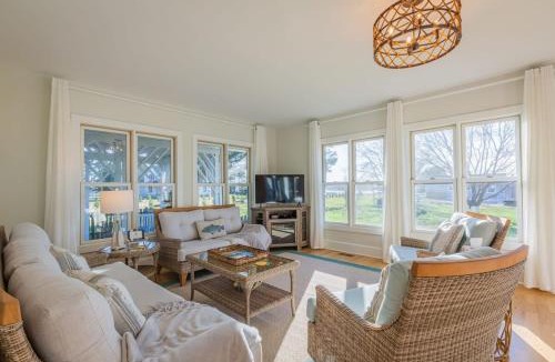 Irvington House | Charming Water View Bike Walk 2 Town and Tides Inn