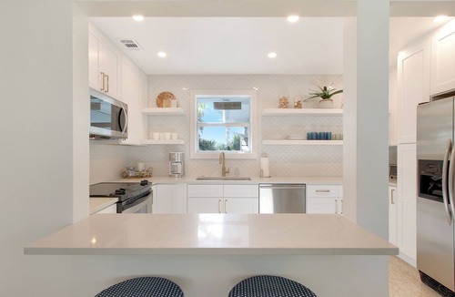 Inlet District House | Charming Waterfront 3-bedroom house in Jupiter Inlet Village District
