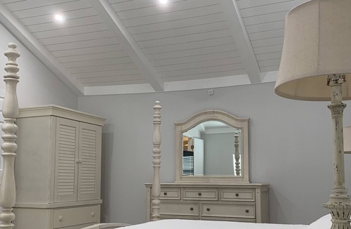 Delray Beach House | Charming Yellow House
