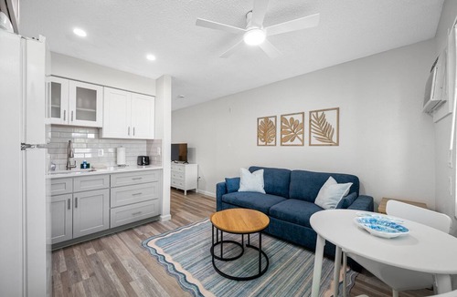Belleair Beach Condo | 🌊Chateau 2E: Remodeled condo on Belleair Beach Great Discounts!