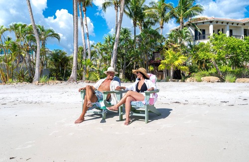 Siesta Key House | Chateau de la Siesta | Private Beachfront, Lagoon Pool, Lanai Bar & Stunning Gulf Views