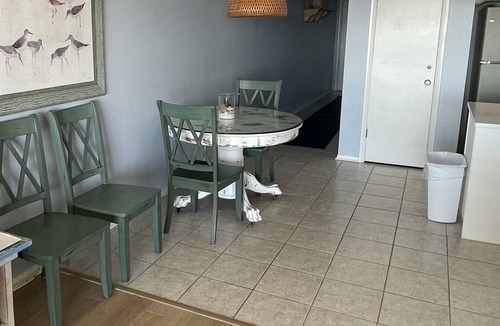 Indian Shores Condo | Chateaux Beachfront Condo.Only Steps To The Water!