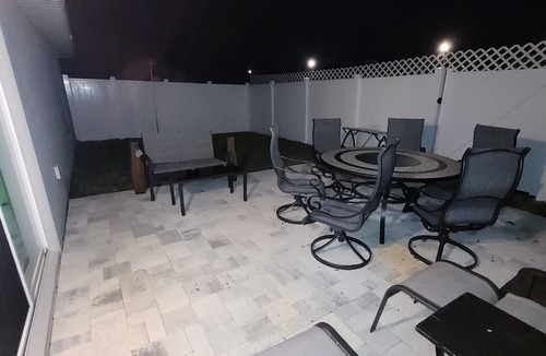 Summerfield House | Cheerful 3 bedroom home with free parking.