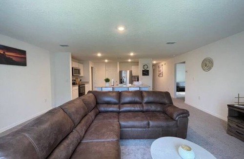 Haines City House | Cheerful 4 Bedrooms New Construction Home