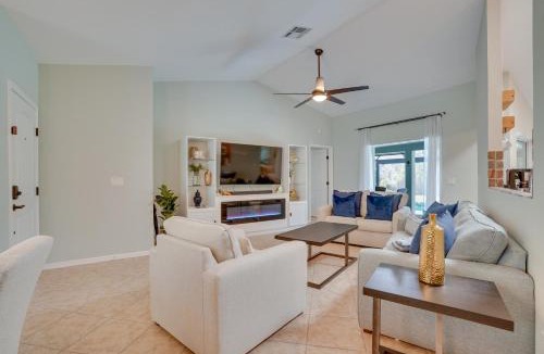 Three Oaks House | Cheery Fort Myers Vacation Rental with Private Pool!