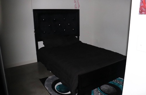 Westside Apartment | Chef Kay's Modern Midtown Gem