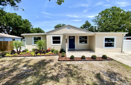 Ballast Point House | Chic 3bdrm 2bath Pool home in South Tampa!