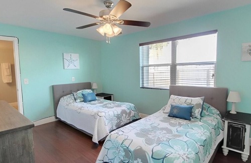 Ortona Park House | Chic 4BR Vibrant House for Families! Free Parking