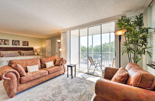 Bonita Springs Apartment | Chic Bonita Springs Studio with Community Amenities!