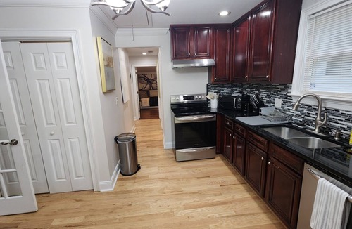 East Atlanta House | Chic Bungalow in East Atlanta