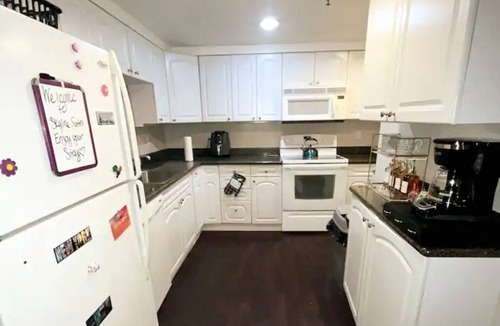 Cherry Hill Apartment | Chic Cozy Condo by Mall W/Queen Bed, Coffee Bar, Game Room & More