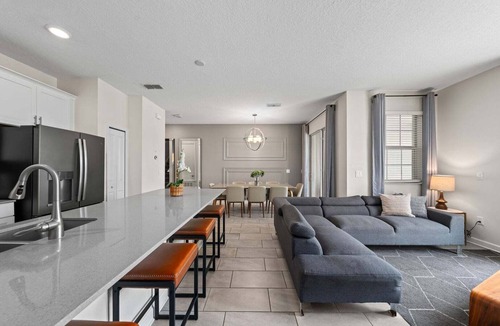 Kissimmee House | Chic Resort Getaway – 15 Min to Disney