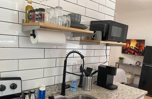 Ybor City Apartment | Chic Studio Flat in Tampa's Vibrant Cigar City