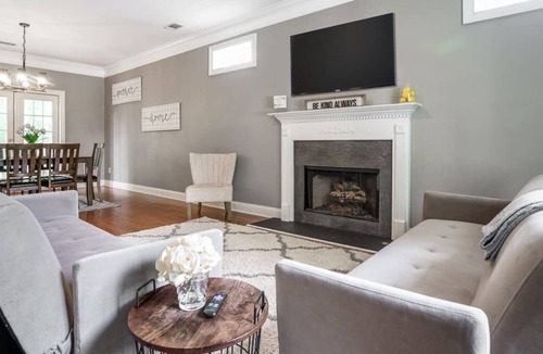 Knight Park House | Chill/Spacious/Fun 3 Bedroom in Atlanta!!!