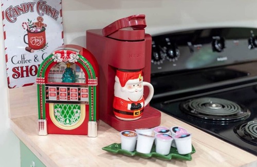 Bristol House | * Christmas-Themed Getaway in Bristol (HOT-TUB) *