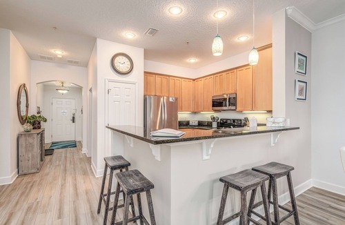 Palm Coast Condo | Cinnamon Beach 1042- Gorgeous 4th floor lakeview sunsets & steps to the beach