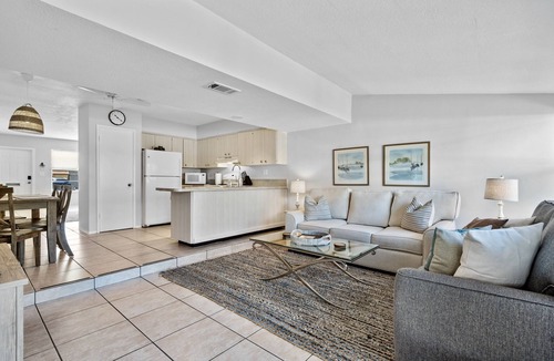 Croissant Park House | Citrus Isles Waterfront Home