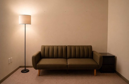 West End Condo | City Condo w/Den 7 Min to Stadium