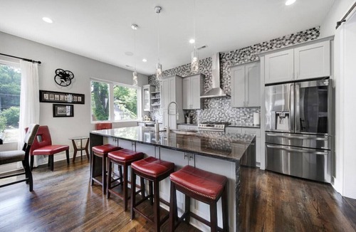 Third Ward Villa | City Views, Rooftop Hot Tub, Golf Sim, Walk to Stadiums