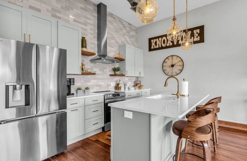 Old City Condo | Cityscape Comfort ~ Downtown Knoxville
