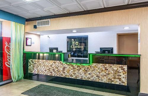 South Carolina Lakes & Blackwater Rivers Hotel | Clarion Inn Columbia Airport