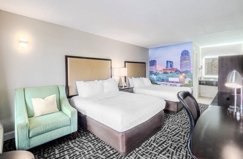Winston - Salem House | Clarion Pointe Winston – Salem Downtown