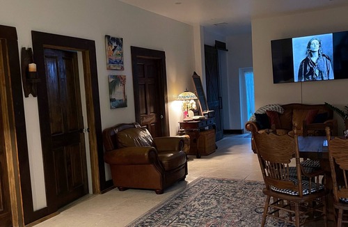 Southwest Coconut Grove House | Clean, New, Spacious, in Coconut Grove!