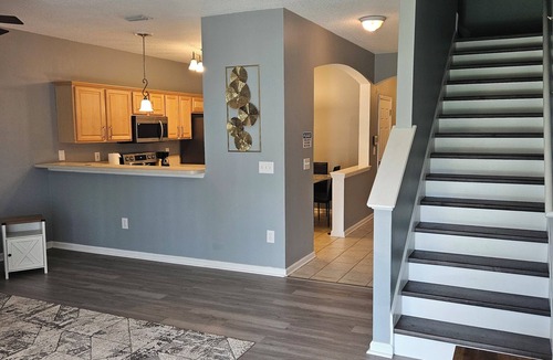 Northside House | Clean, nice and neat townhome near Airport and River City shopping center.