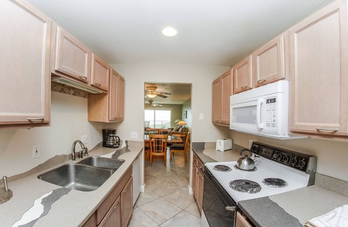 Madeira Beach Condo | Clear Beach Views - Balcony - Madeira Norte #414