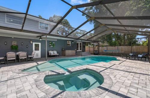 Largo House | Clearwater 2 story pool home mins from the beach