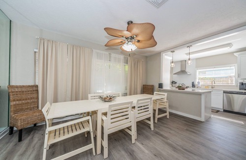 Bay Esplanade House | Clearwater Beach Cabana | Private Pool | Clearwater Beach