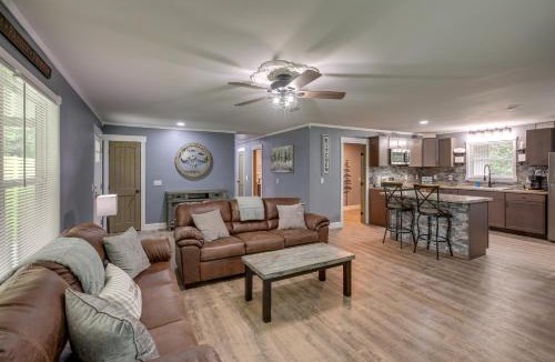 Bryant House | Close to Nickajack Lake! Serene Retreat w/Hot Tub