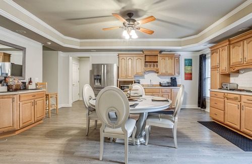 Grayson Apartment | Close to Wedding & Event Venues! Apt in Grayson