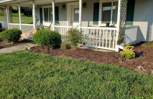 Glade Spring Apartment | Closer to the Country
