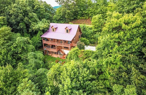 Sylva House | Cloud 10 Mountaintop Guesthouse