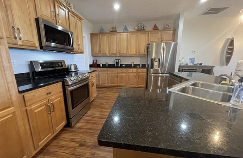 Cape San Blas Condo | CLUB AT CAPE SAN BLAS Gulf Front Condo w/Community POOL and HOT TUB