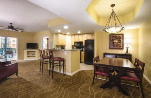 Survey Creek Resort | Club Wyndham Palm-Aire