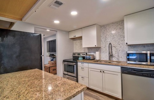 South Bradenton Condo | *Coastal 2/2 Condo w/Pool 6 Mins to IMG