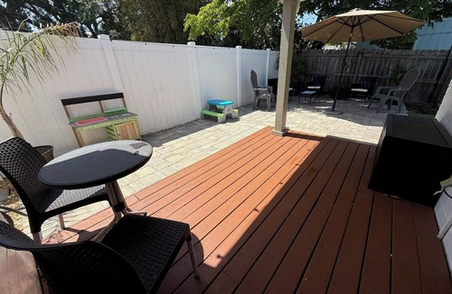 Edgewater House | Coastal Comfort - 3BR Pet-Friendly Getaway